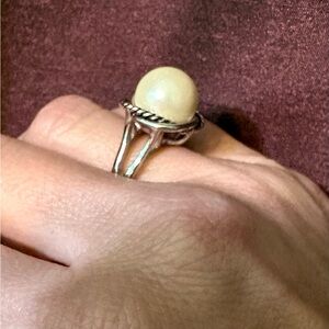 Classic Silver Pearl Ring